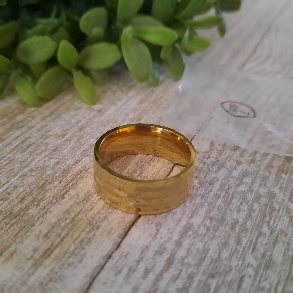 Men's Gold-Plated, Stainless Steel Wide Band Wedding Ring - Faceted Size 7, NWT! - Picture 8 of 16